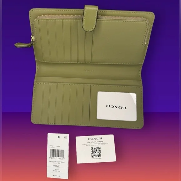 COACH skinny wallet in moss with brass hardware NWT - Picture 4 of 4